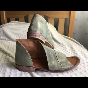 Free people ‘mont bland’ asymmetrical sandal